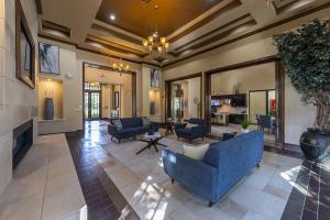 Apartments-in-Northwest-Houston-Texas-Clubhouse-Interior