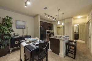 Three-Bedroom-Apartments-in-Northwest-San-Antonio, TX-Dining-Room-Kitchen